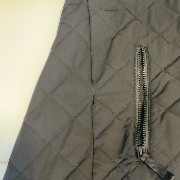 The North Face Men's Black Quilted Jacket. Reversible. - Picture 7 of 7